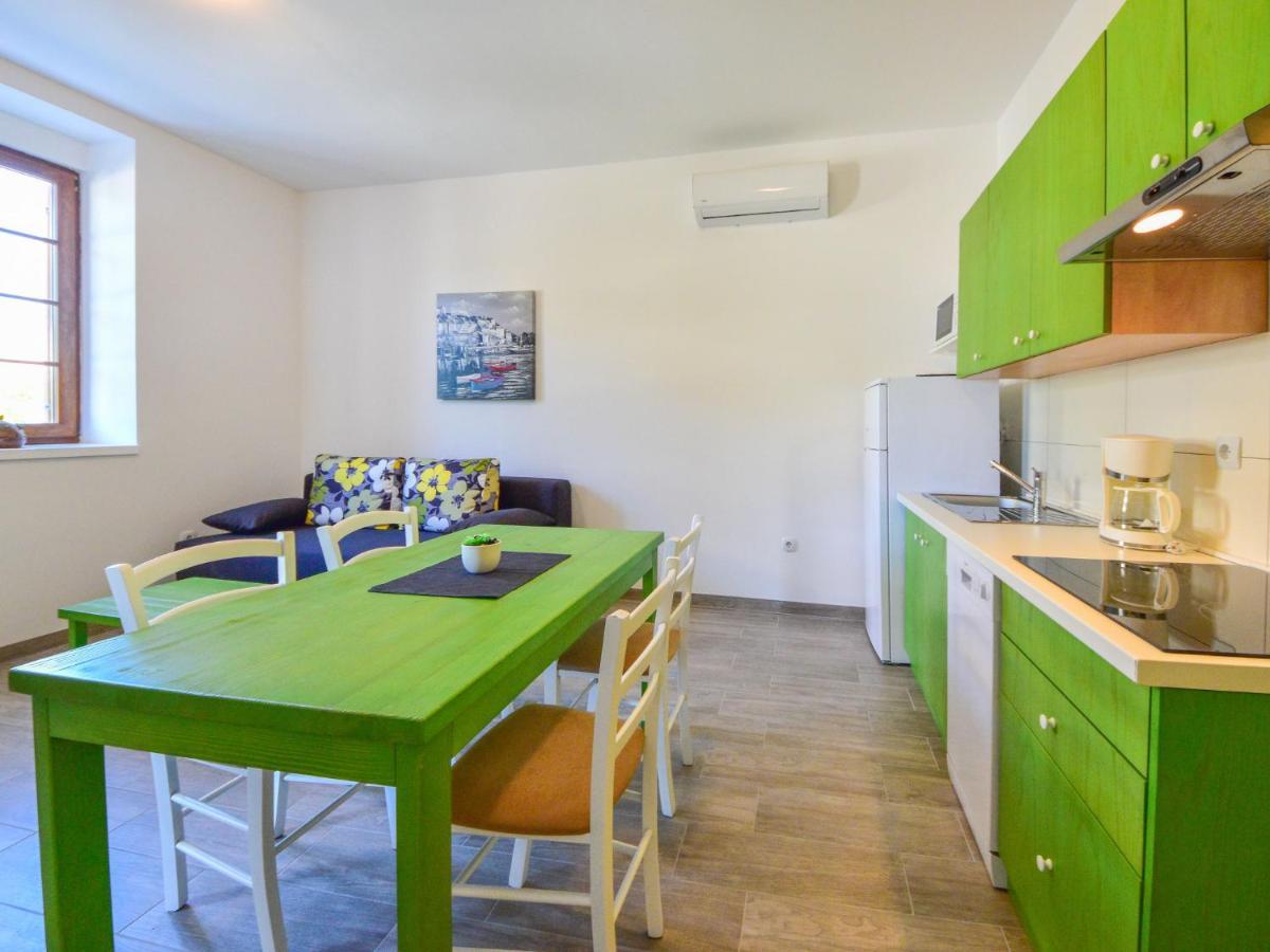 Apartment Val-1 By Interhome Sveti Juraj Esterno foto